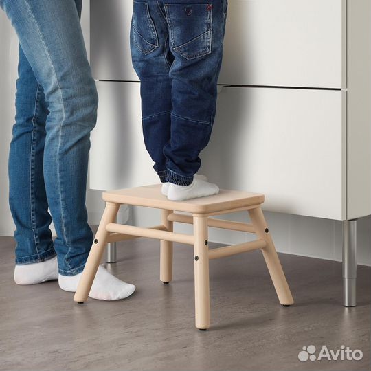 Vilto IKEA 603.444.53 Табурет со ступенькой Береза (расп с выст)