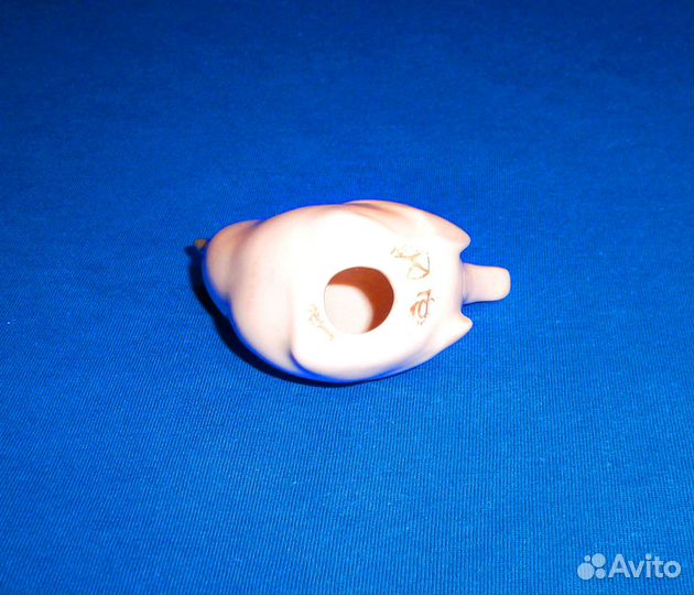 Статуэтка Крапивничек лфз красный знак качества