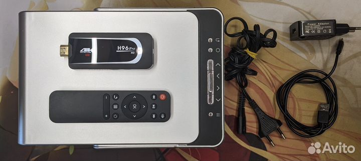 Проектор Unic T6 Wi Fi