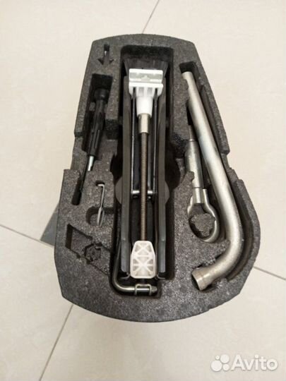 Ящик для инструмента Volkswagen Polo седан cfna