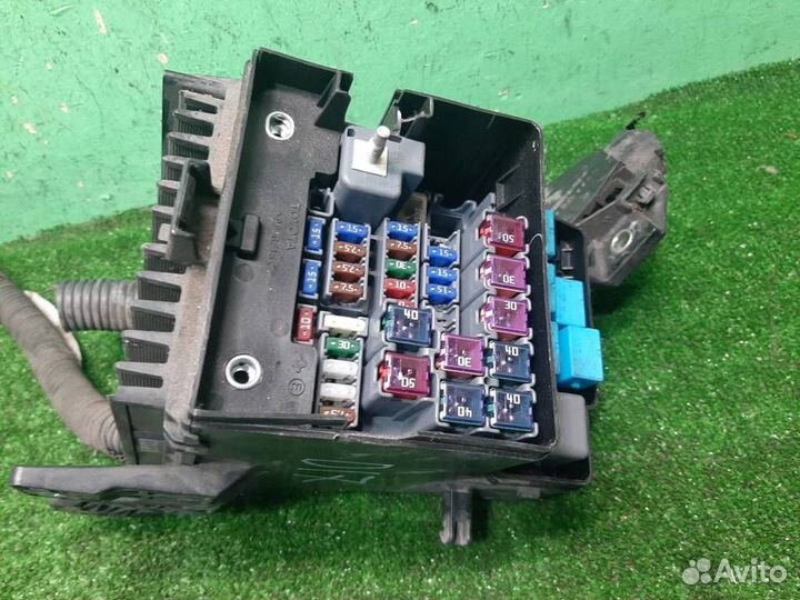 Блок предохранителей моторный Lexus RX400H 2007