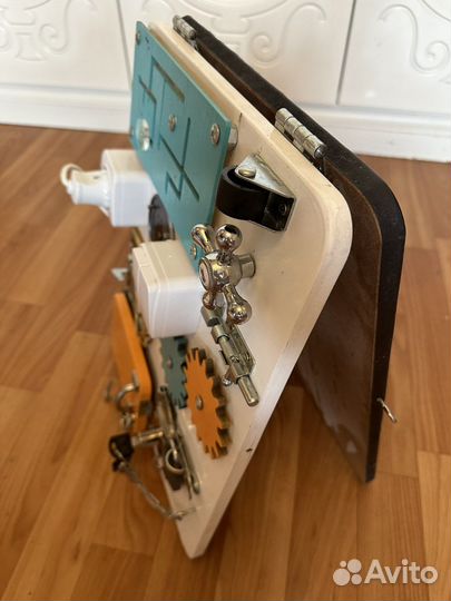 Бизиборд доска