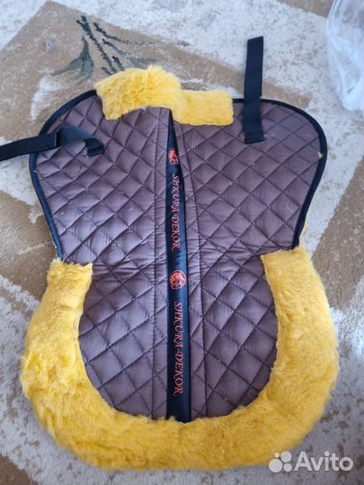 Меховушка для лошади треньзель