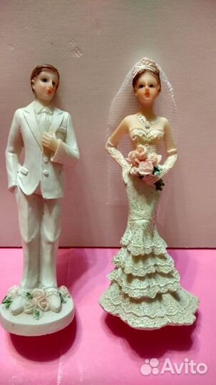 Статуэтка жених и невеста