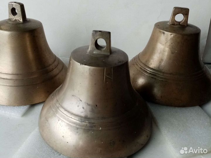 Поддужные колокольчики большие