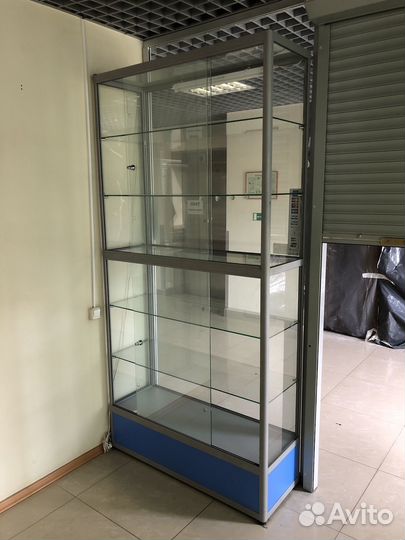 Торговые витрины для магазина бу
