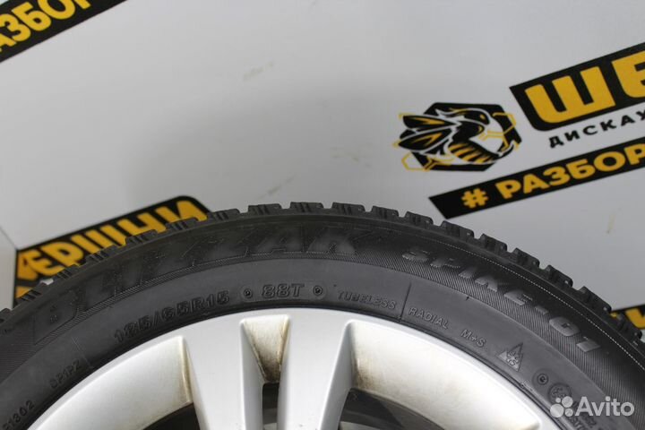 Bridgestone Blizzak Spike-01 185/65 R15 88T