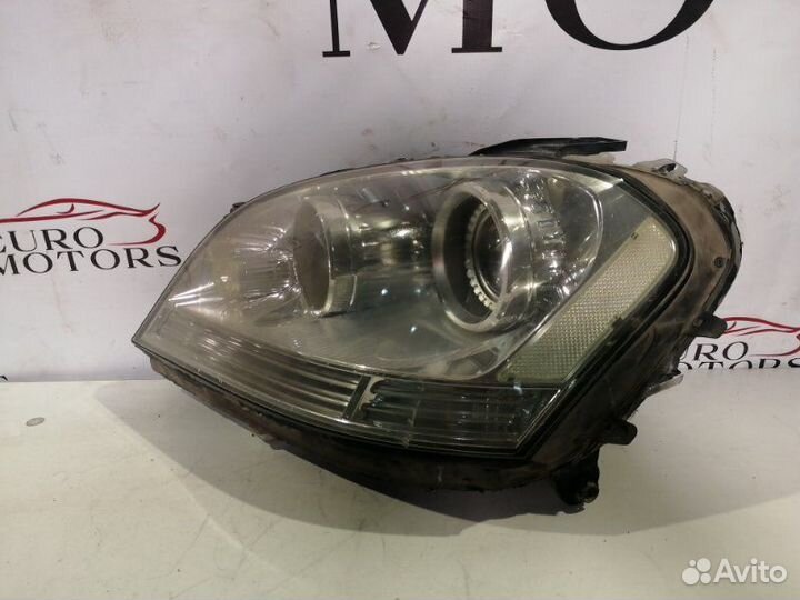 Фара ксеноновая Mercedes-Benz Ml