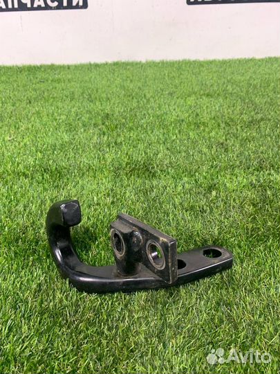 Крюк буксировочный Jeep Wrangler 4 2021