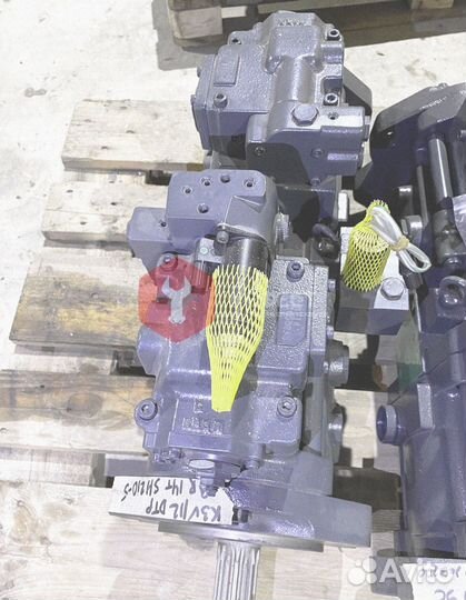 Гидравлический насос SK210LC-6E YN10V00023F1