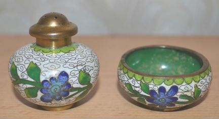 Солонка и перечница