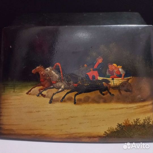 Шкатулка антикварная