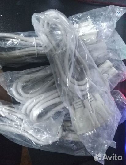 Кабель VGA
