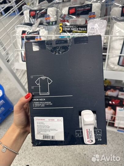 Комплект футболок Levi's. Оригинал. Новые