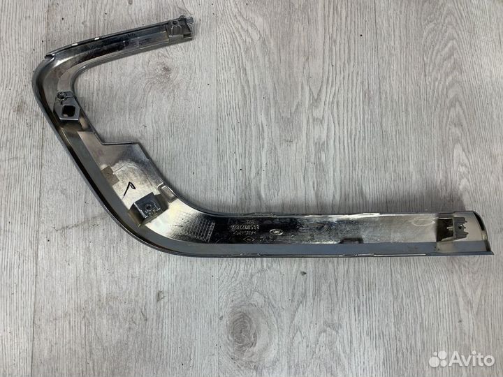 Накладка Молдинг перед бампера LADA xray Прав