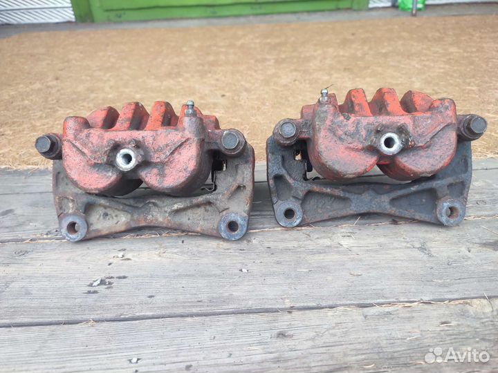 Суппорт subaru Impreza