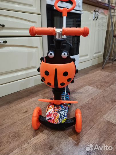 Самокат беговел 3 в 1