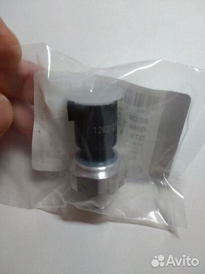 Датчик давления масла GM 12621234