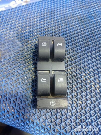 Блок управления стеклоподъемниками Chery Amulet