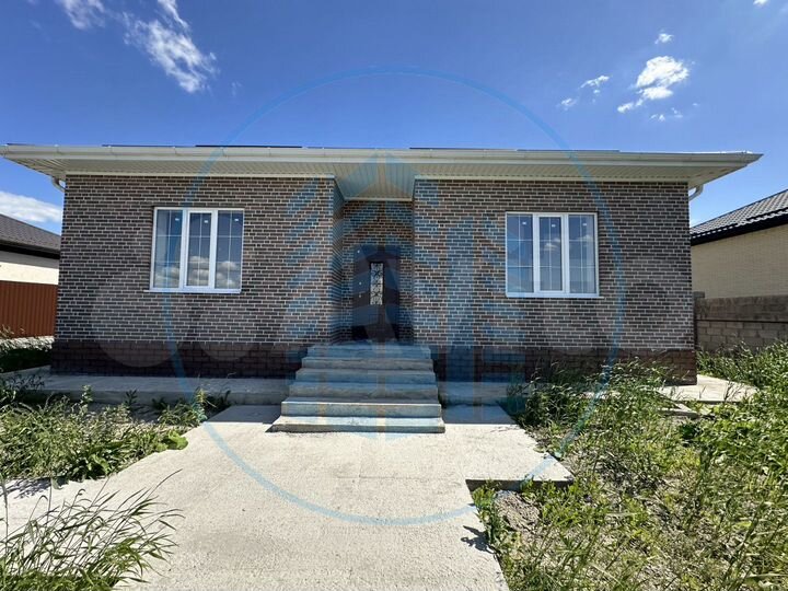 Дом 138 м² на участке 6 сот.