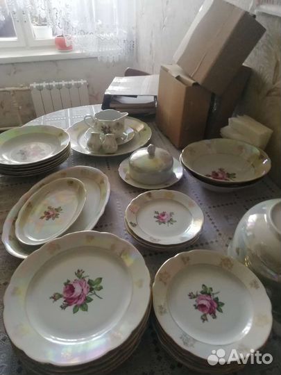 Столовый сервиз новый