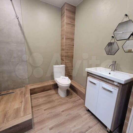 2-к. квартира, 45 м², 1/16 эт.