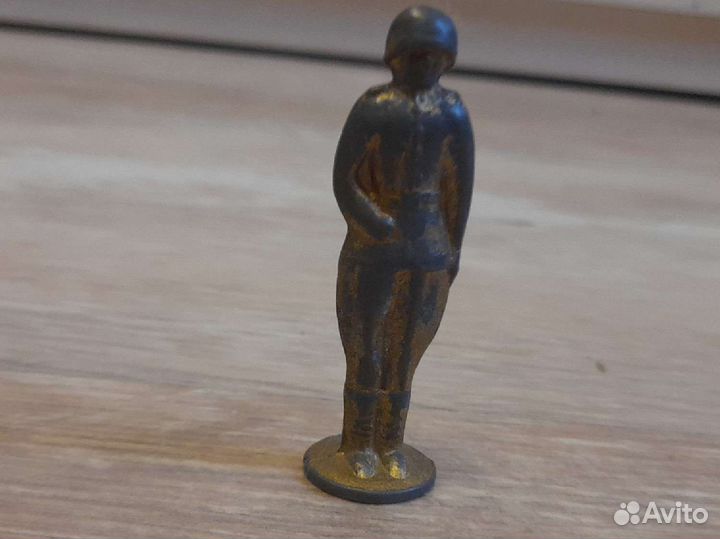 Фигурки из 80х (бтр,солдатики,танк пт сау 85Б)