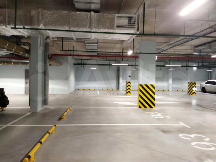 Машиноместо, 14 м²