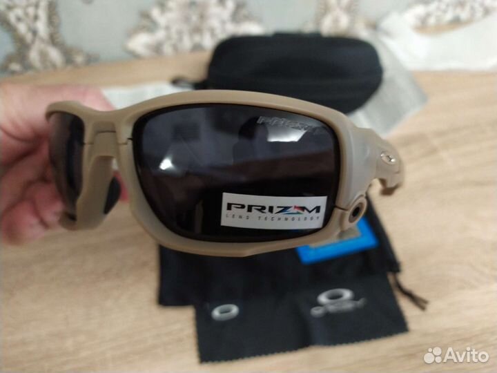 Очки Oakley Shock Tube