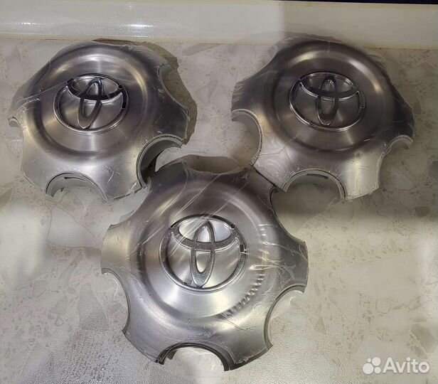 Колпаки на Land cruiser prado