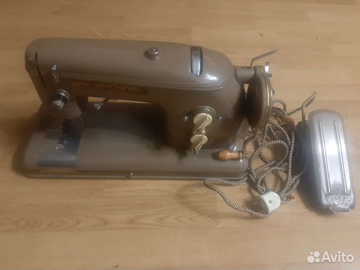 Швейная машинка Тула модель 1