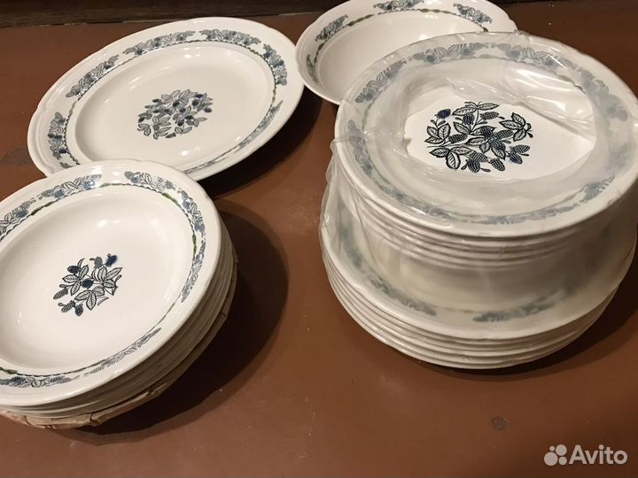 Чашки, тарелки