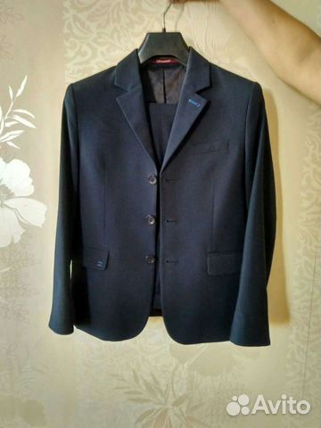 Школьный костюм