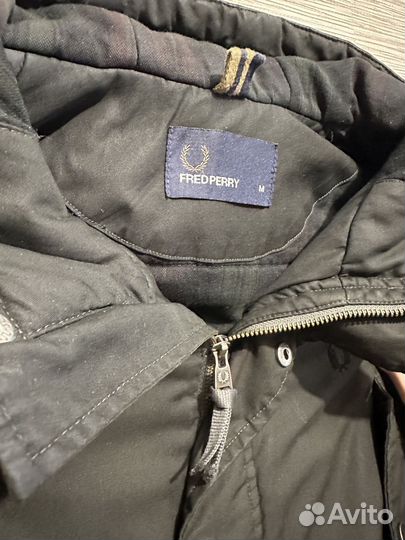 Парка Fred Perry, M