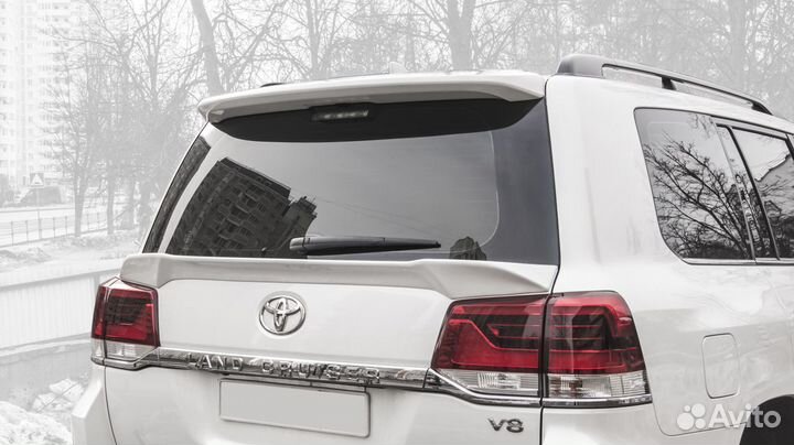 Спойлер Toyota Land Cruiser 200