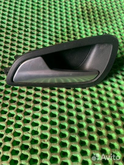 Ручка двери внутренняя задняя левая Ford Focus 3 3