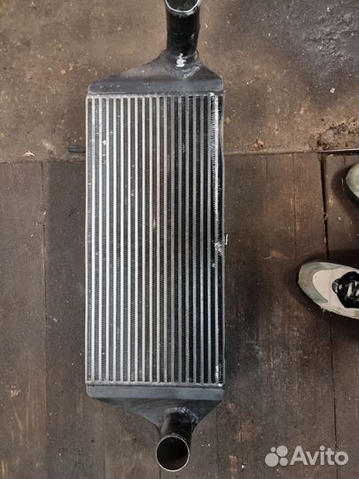 Продам фронтальный интеркулер