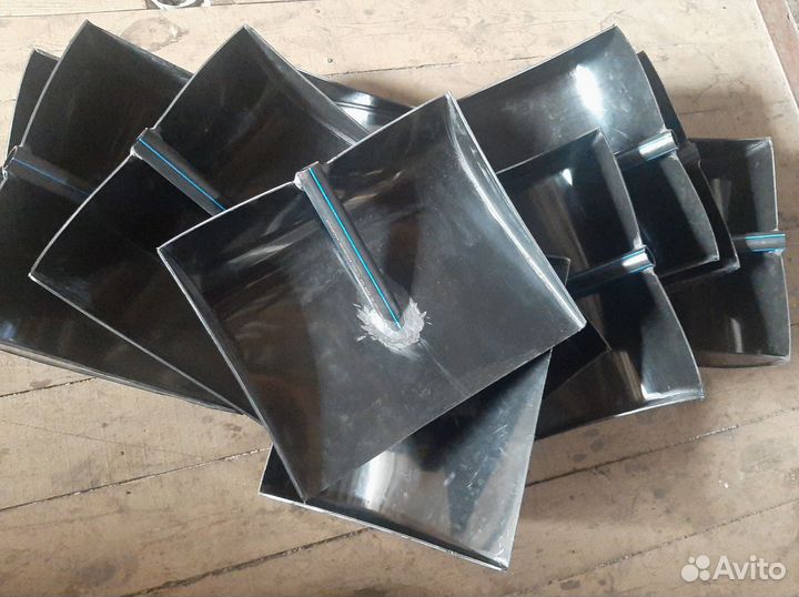 Лопата для уборки снега из пнд