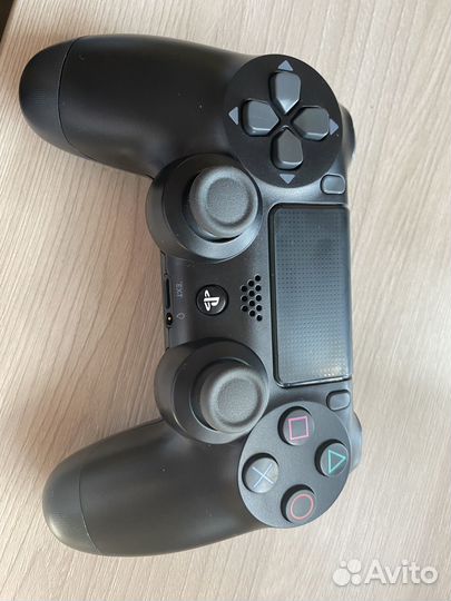 Геймпад dualshock ps4
