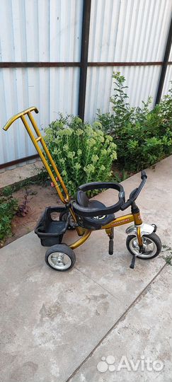 Детский трехколесный велосипед бу