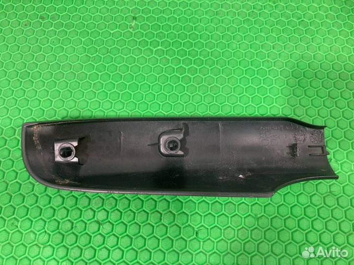 Крышка рейлинга задняя левая Acura Mdx YD2 J37A1