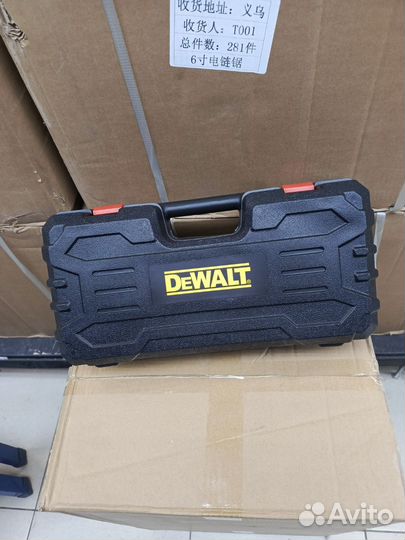 Аккумуляторная цепная мини пила DeWalt