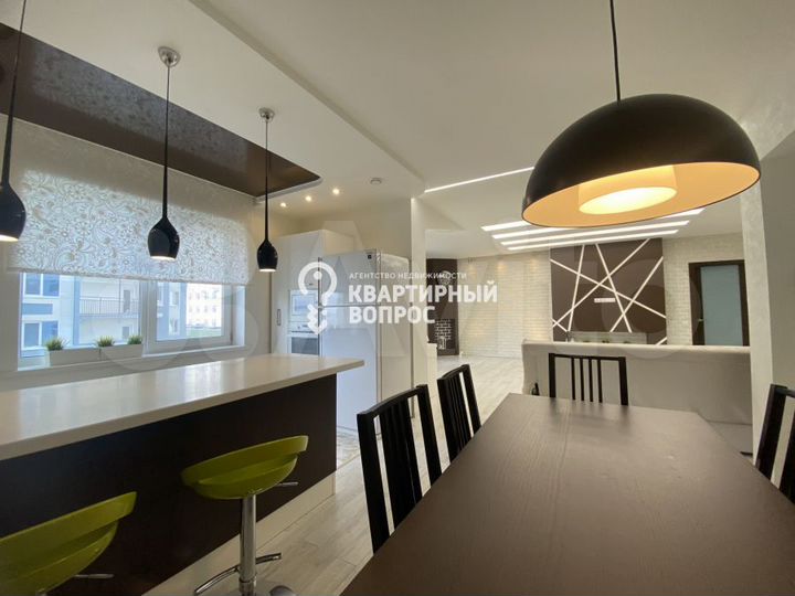 3-к. квартира, 118 м², 3/23 эт.