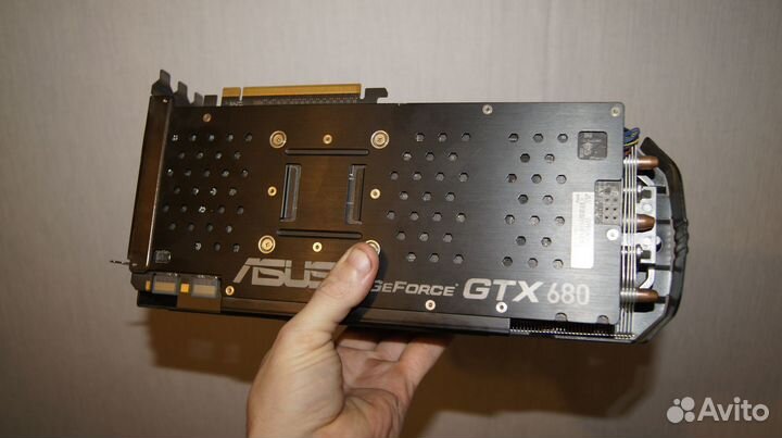 Asus GeForce GTX 680 DirectCU II