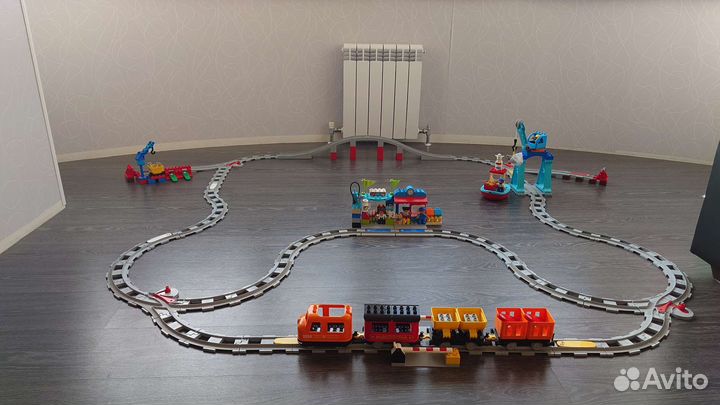 Lego duplo грузовой поезд 10875+10882+10872