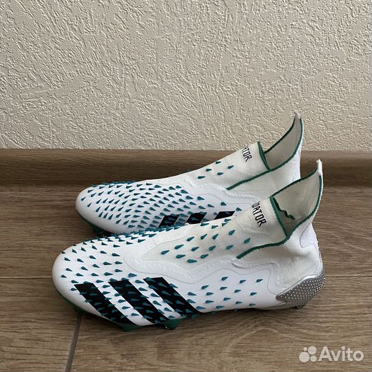 Бутсы Adidas Predator Freak+ FG