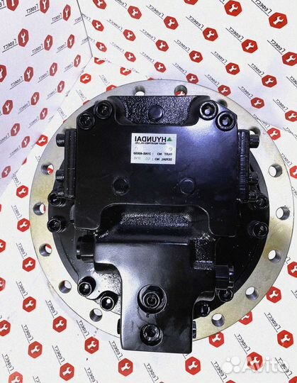 Мотор хода Hyundai R260LC-9S 31Q8-40040