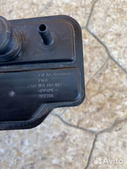 Абсорбер фильтр угольный Audi TT 8J