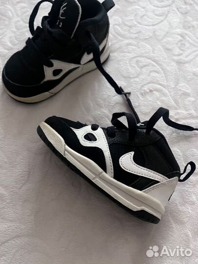 Кроссовки nike