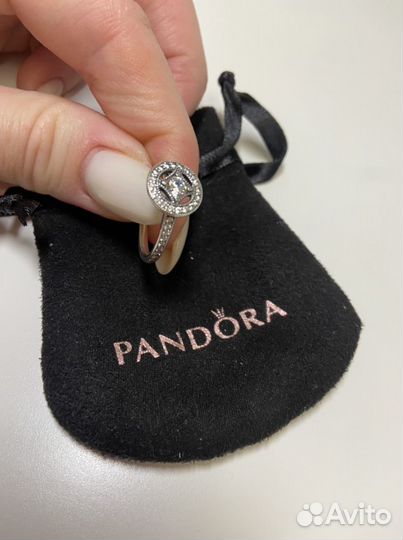 Pandora кольцо серебряное. Новое